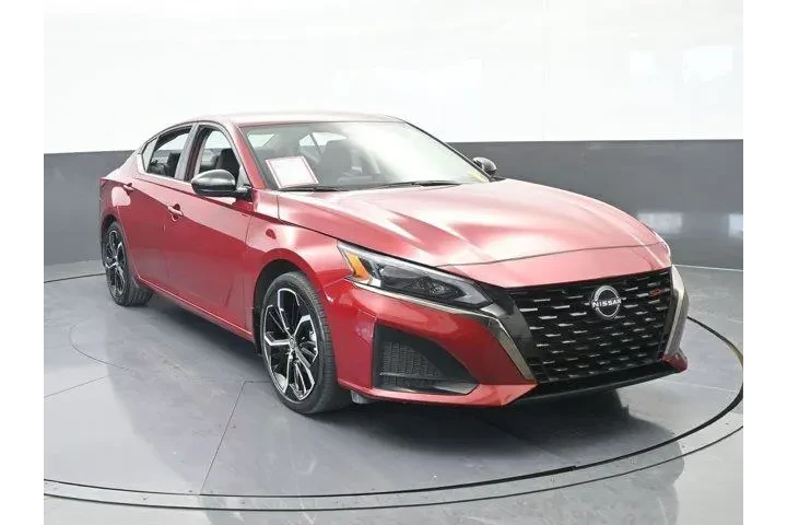 $21995 : Nissan Altima 2024 2.5 SR 4d image 9