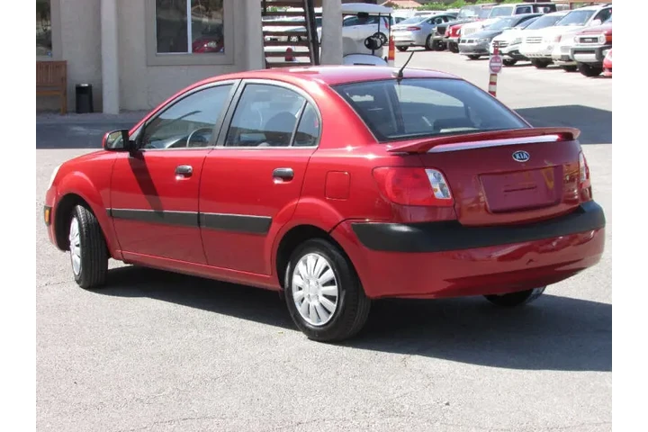 $4900 : 2008 Rio LX image 5