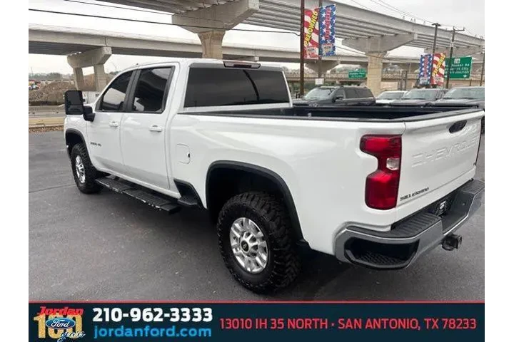 $34346 : Chevrolet Silverado 2500HD 2 image 8