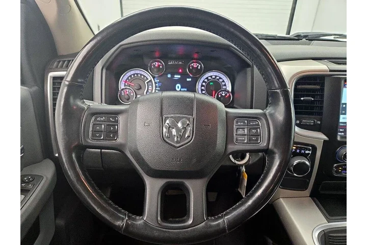 $24998 : Ram 1500 Classic 2020 4x2 SL image 10