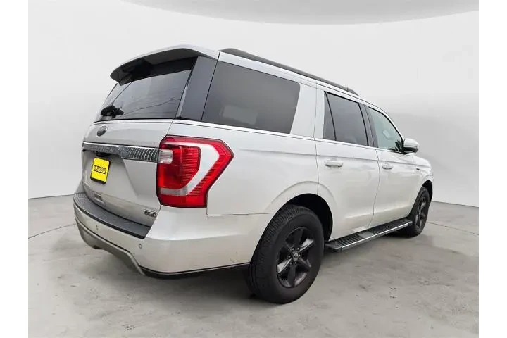 $28991 : Ford Expedition 2018 4x4 XLT image 3