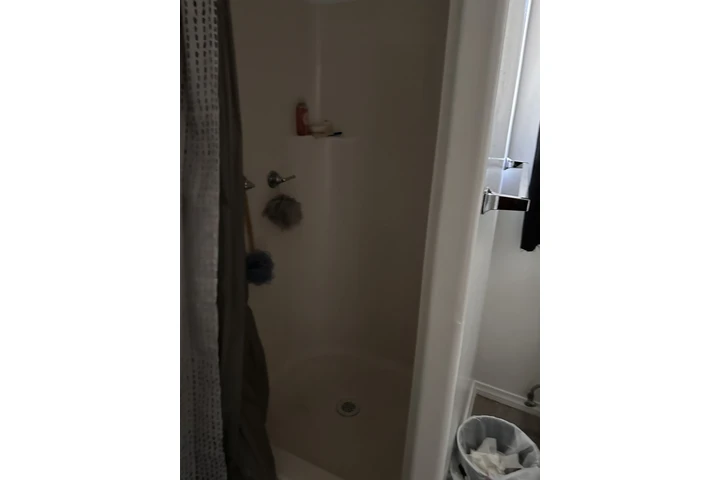 $1200 : Se renta cuarto en Torrance image 5