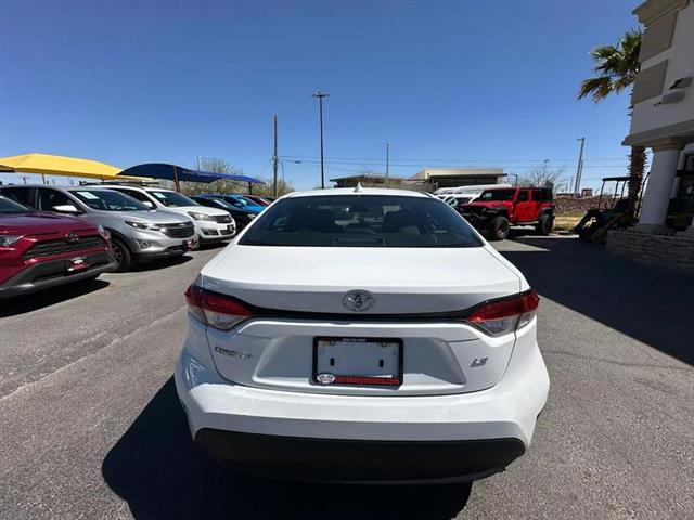 $23995 : Pre-Owned 2023 Corolla LE Sed image 5