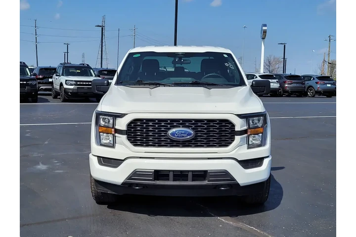 $37695 : Ford F-150 2023 4x4 XLT 4dr image 9