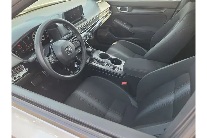 $30900 : Honda Civic 2025 Sport 4dr H image 3