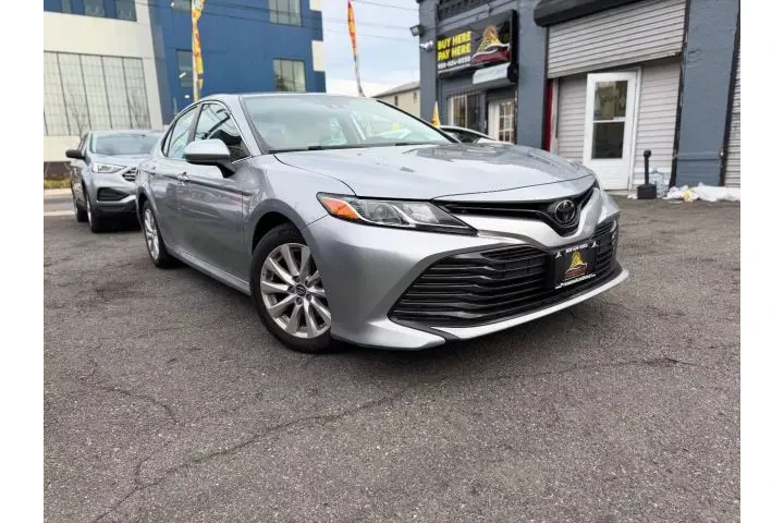 2019 TOYOTA CAMRY2019 TOYOTA image 4