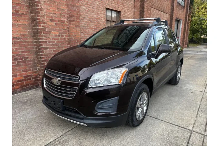 $5500 : 2016 Trax LT image 2