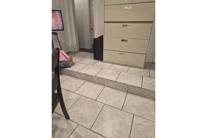 $1000 : Rento cuarto $1000 y depósito image 1