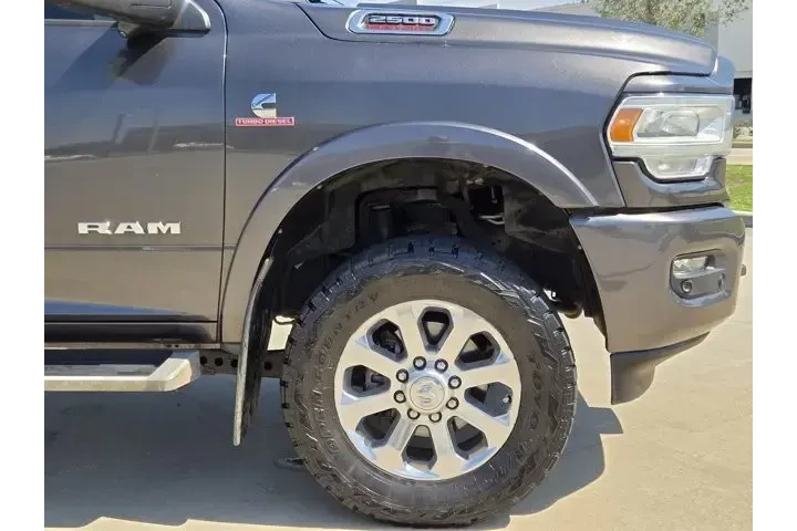 Ram 2500 2019 4x4 Laramie 4d image 8