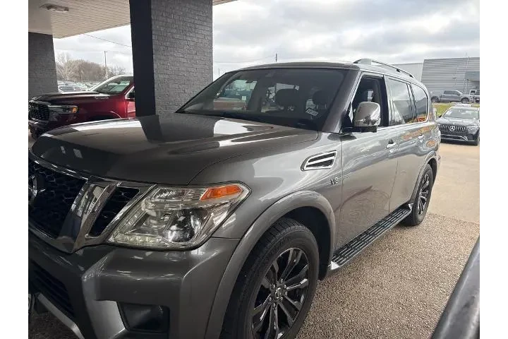 $12101 : Nissan Armada 2018 4x2 SV 4d image 1