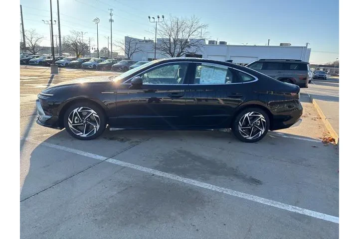 $29999 : Hyundai SONATA 2025 SEL Conv image 2