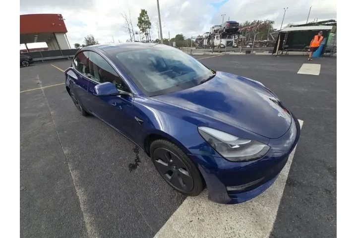 $23393 : Tesla Model 3 2023 4dr Sedan image 3
