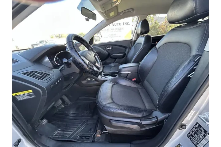 $5900 : 2011 Tucson GLS image 10