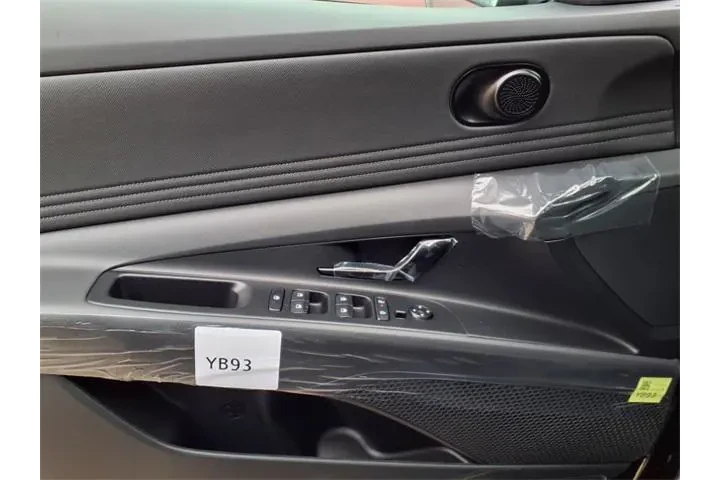 $24361 : Hyundai ELANTRA Hybrid 2025 image 7