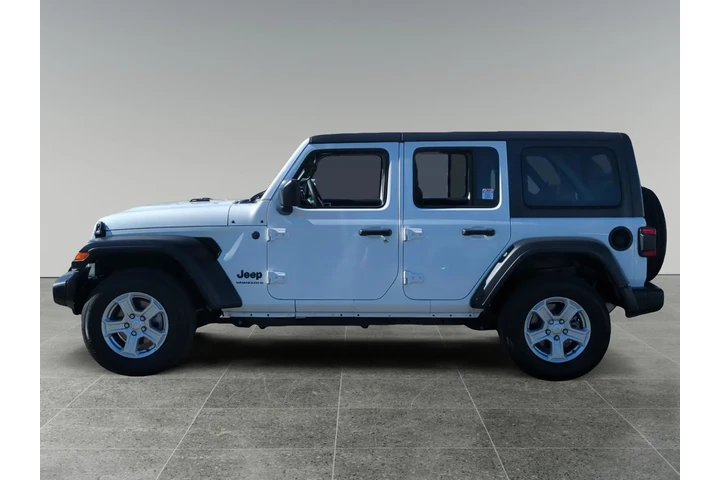 $33500 : Jeep Wrangler 2023 4x4 Willy image 2