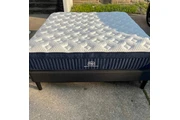 $380 : Brooklyn Bedding Aurora Luxe C thumbnail