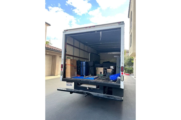 Junk removal and mover image 1