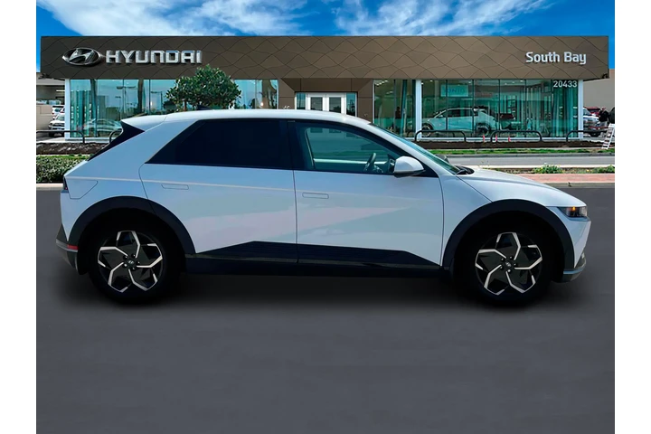 $22998 : Hyundai IONIQ 5 2024 SE 4dr image 9