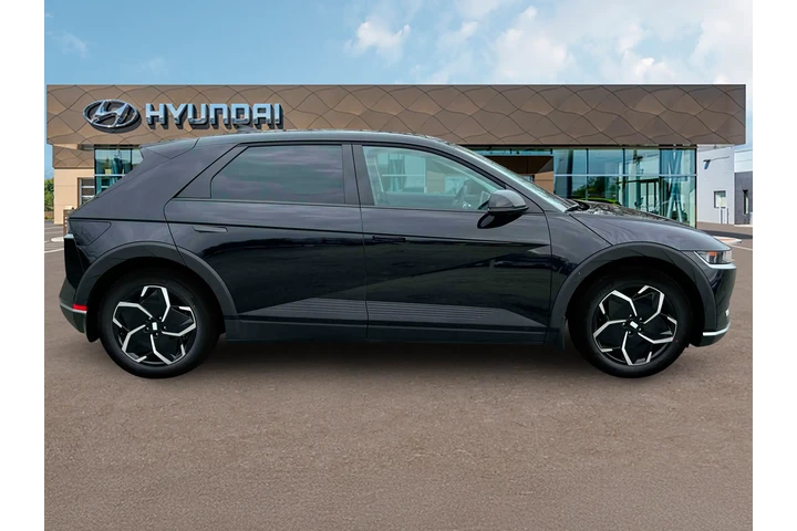 $27990 : Hyundai IONIQ 5 2024 AWD SEL image 9