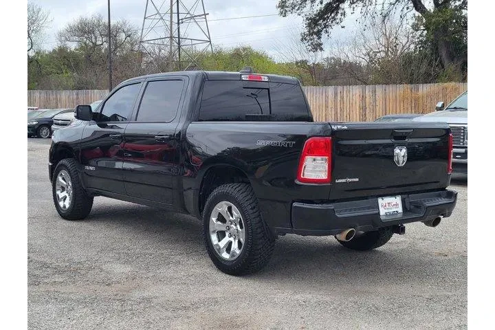 $32000 : Ram 1500 2022 4x2 Big Horn 4 image 5