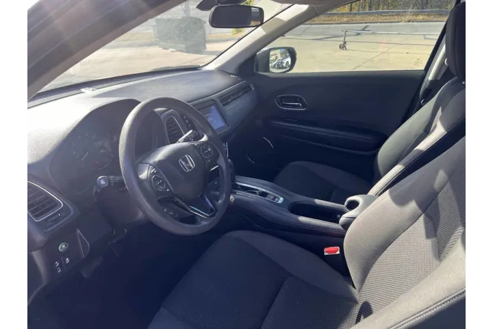 $9999 : 2019 HR-V EX image 9