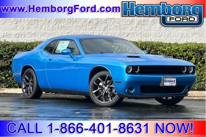 $27799 : Dodge Challenger 2023 SXT 2d image 1