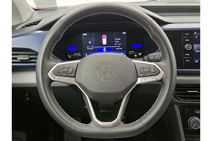 $20998 : Volkswagen Taos 2023 SE 4dr image 10
