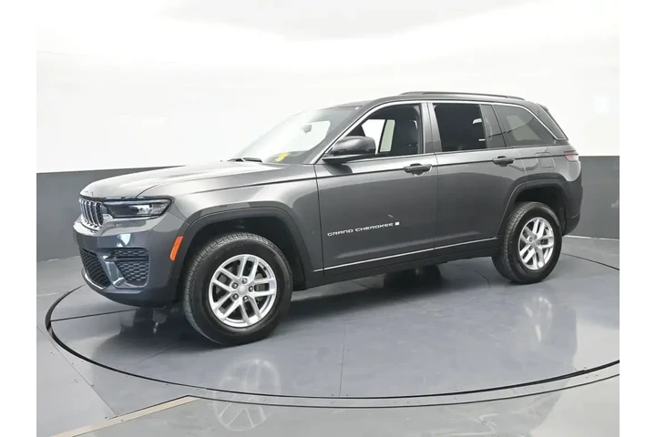 $30974 : Jeep Grand Cherokee 2025 4x2 image 2