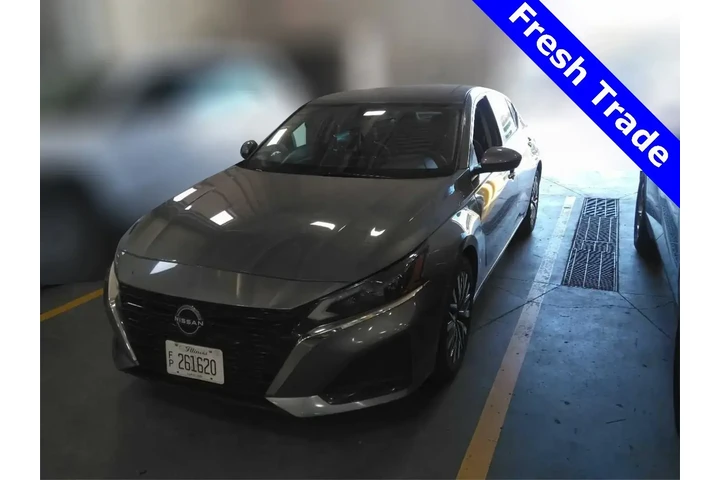 $20997 : Nissan Altima 2023 2.5 SV 4d image 1