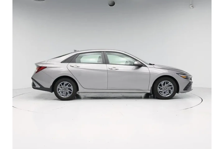 $21998 : Hyundai ELANTRA 2024 SEL 4dr image 7