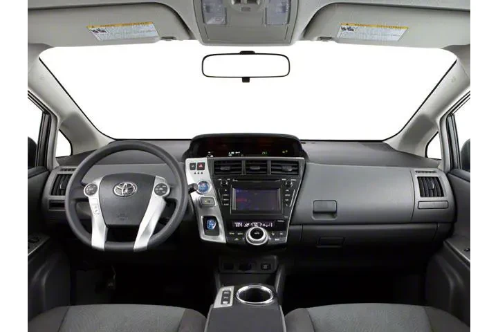 $11895 : Toyota Prius v 2013 Two 4dr image 7