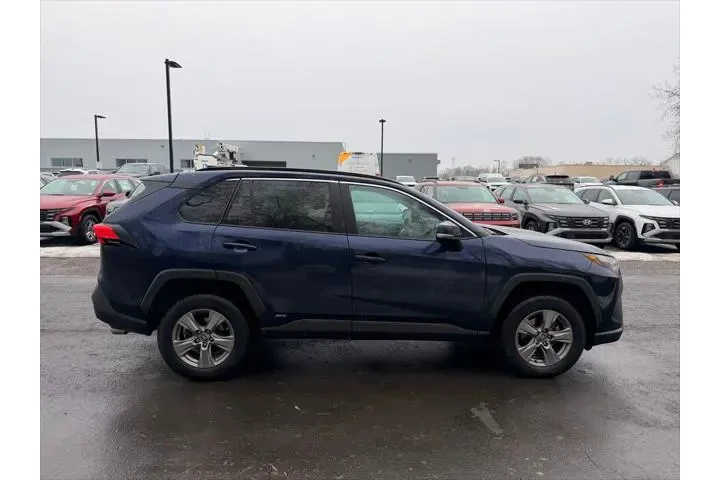 $29500 : Toyota RAV4 Hybrid 2024 AWD image 3