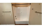 $1060 : Beautiful two bed  apartment thumbnail