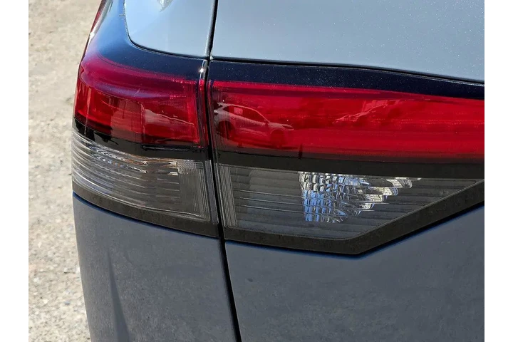 $39395 : Nissan Pathfinder 2024 Plati image 10