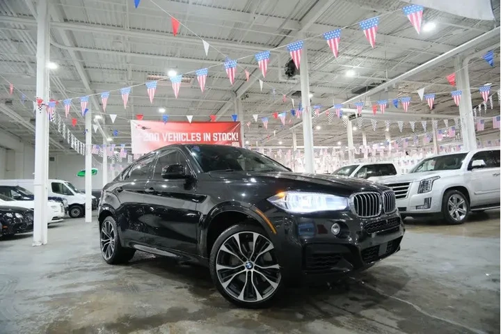 $32966 : 2018 BMW X6 xDrive50i M SPORT image 2