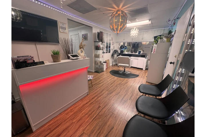 SPA ROOM RENT O COMISION image 8