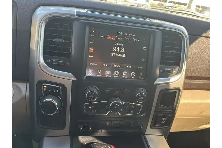 $17995 : Ram 1500 2016 4x2 SLT 4dr Cr image 7