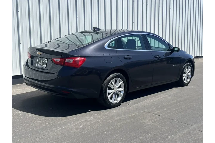 $17794 : Chevrolet Malibu 2023 LT 4dr image 6
