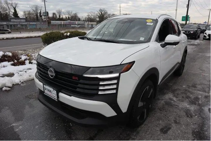 $21246 : Nissan Kicks 2025 AWD SR 4dr image 8