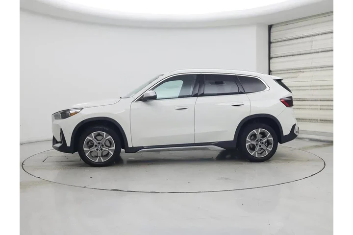 $33998 : BMW X1 2024 AWD xDrive28i 4d image 3