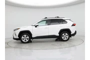 $26998 : Toyota RAV4 2021 AWD XLE 4dr thumbnail