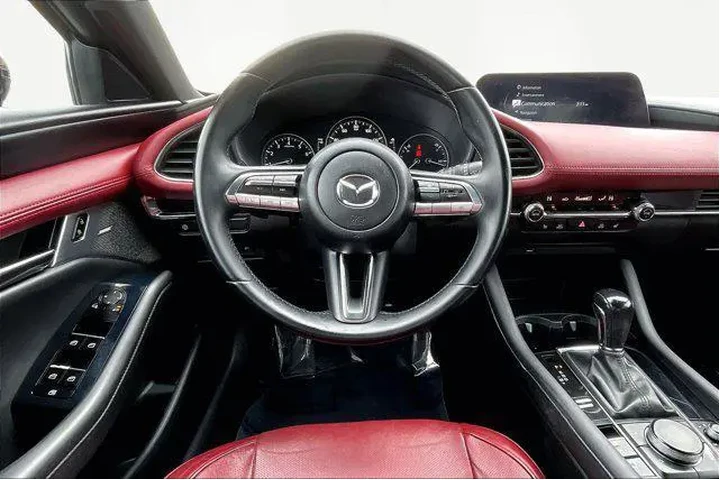 $18897 : Mazda Mazda3 Hatchback 2020 image 7