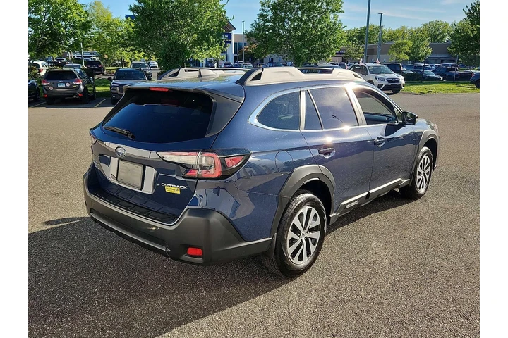 $29995 : Subaru Outback 2025 AWD Prem image 6