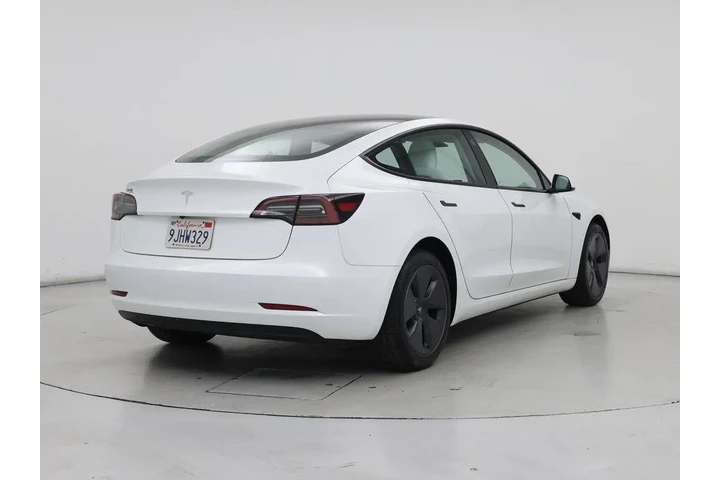 $31998 : Tesla Model 3 2023 4dr Sedan image 8