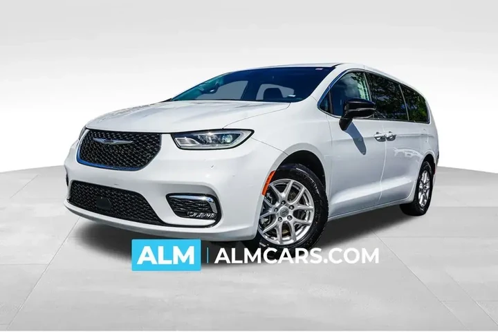 $24720 : Chrysler Pacifica 2024 Touri image 1