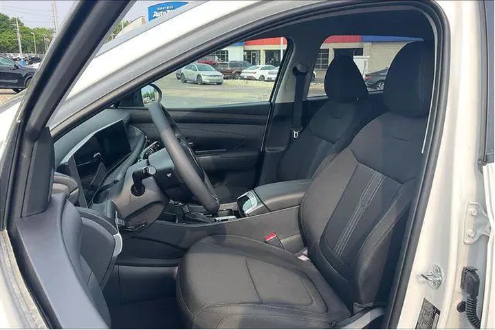 $31312 : Hyundai TUCSON 2025 AWD SEL image 9