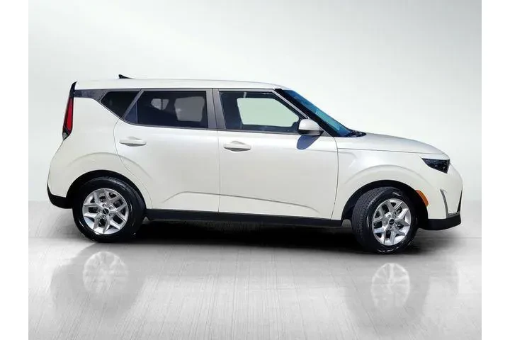 $19759 : Kia Soul 2025 S 4dr Crossove image 3