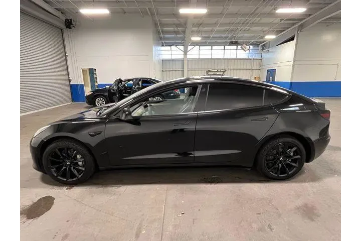 $23972 : Tesla Model 3 2022 AWD Long image 6