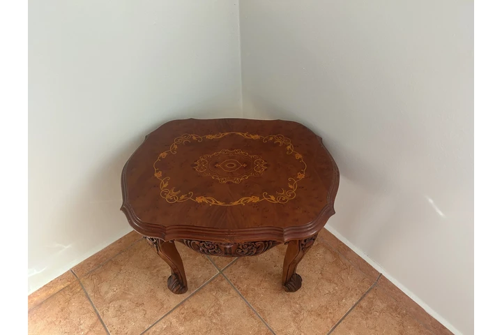 $375 : Sofa, 2 sillas, mesas image 2