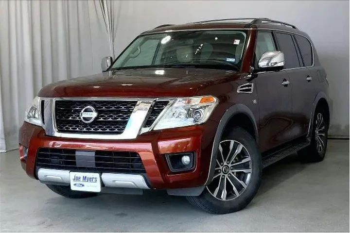 $16951 : Nissan Armada 2018 4x2 SV 4d image 2